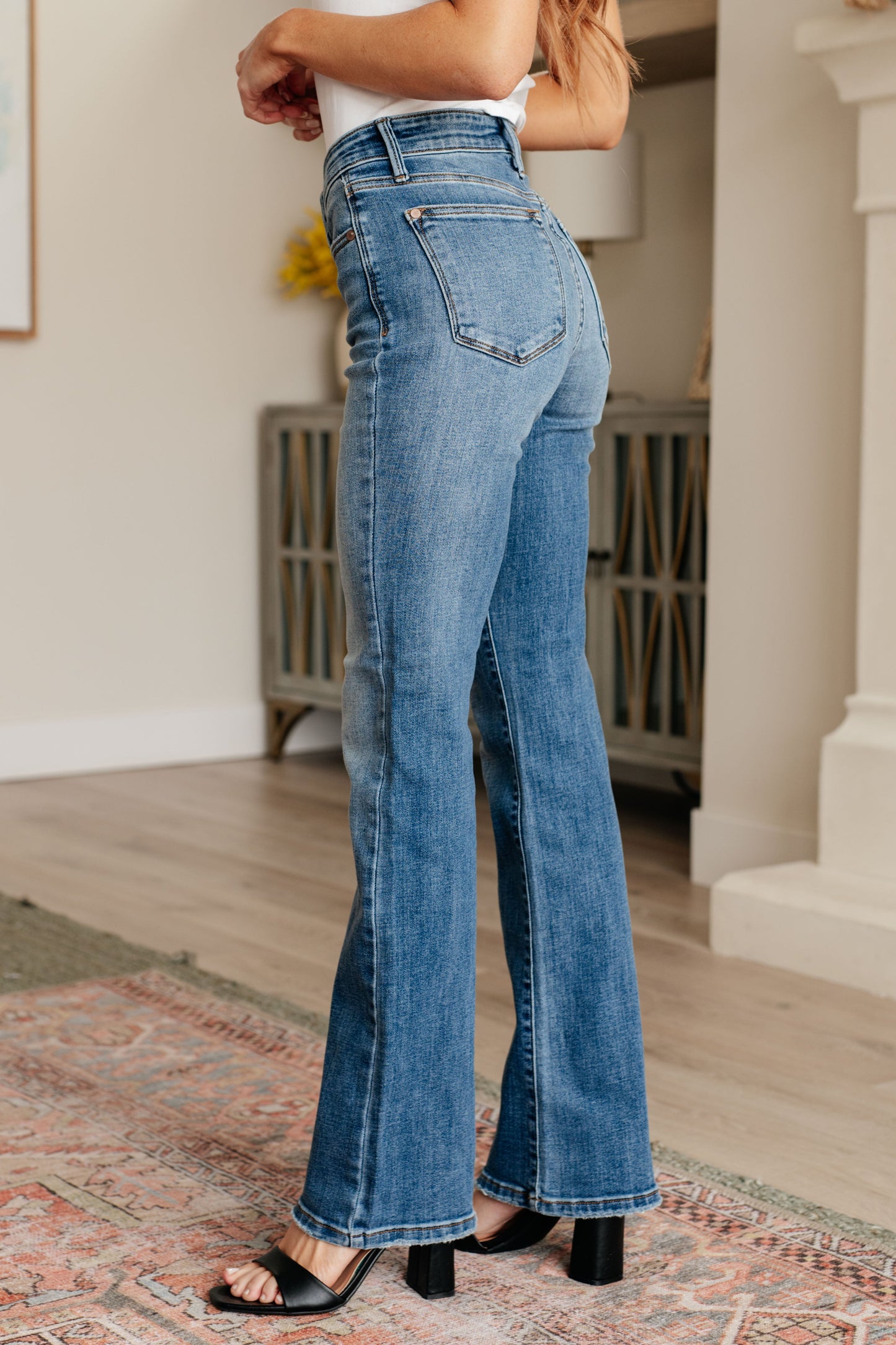 Genevieve Mid Rise Vintage Bootcut Jeans - Simply Polished Boutique